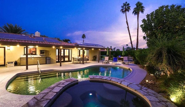 Mi Vida Palm Springs – Colorful Retreat With Pool, Spa, Casita & Outdoor Dining