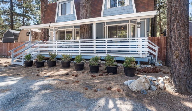 Middle Bear Chalet -perfect Getaway For A Weekend In The Mountains! 3 Bedroom Chalet