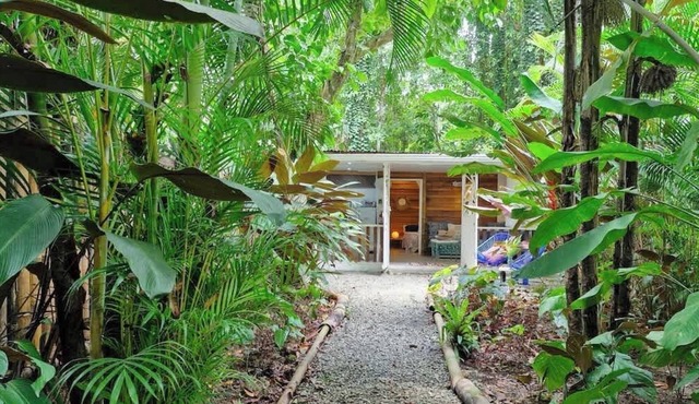 Mini Up House · Romantic Caribbean Escape for 2