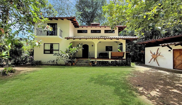 Modern Spanish Villa tucked away in the Costa Rican Jungle Beaches