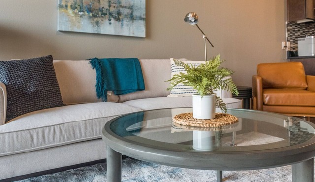 Modern Apartment in Prime Location (ID1661)