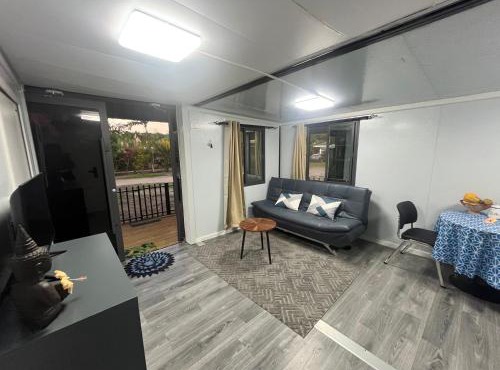 Modern Container Retreat - Coral Coast