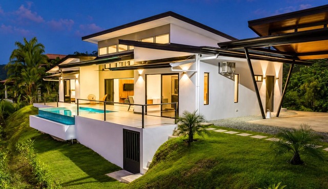 Modern Estate with Amazing Panoramic Ocean Views