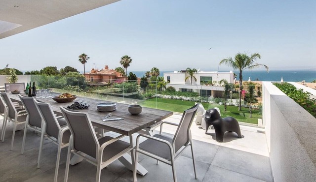 Modern Luxury Algarve Villa near Lagos