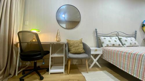 Modern Studio Room Retreat