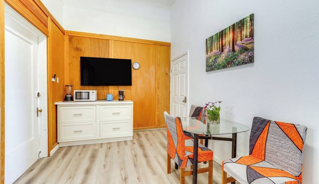 Montara Apartment w/Yard Near Beaches