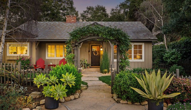 Montecito Oasis! Beautiful 3-bedroom house in charming Montecito