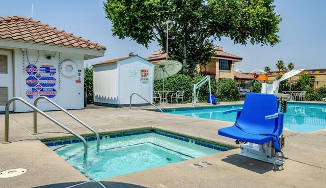 Motel 6 Oakdale, Ca