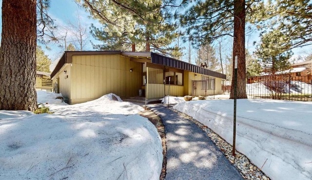 Mountain Chateau Retreat - Desirable Resort 4 BDR