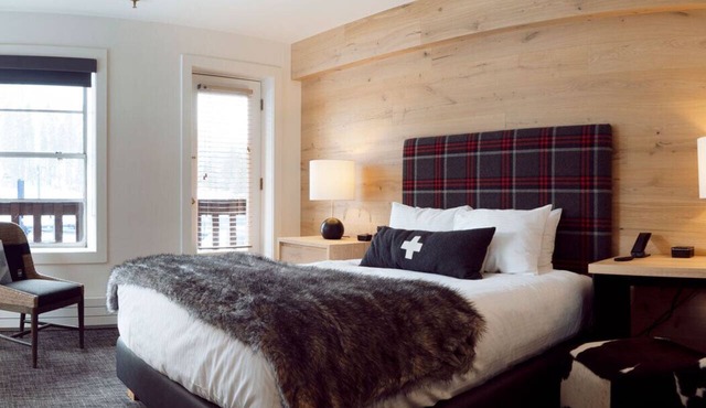 Mountain View Room