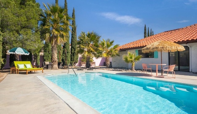 Mountain Views, Pool Heat, Outdoor Kitchen, Arcade