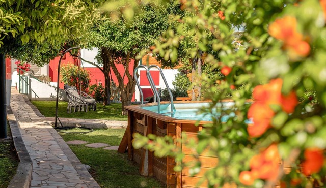 Nette Wohnung mit Kleinem gemeinsamem Pool by Interhome