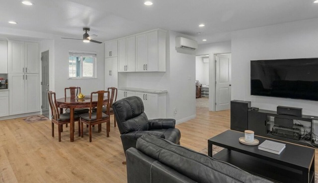 New 2BR/2BA Furnished Home w/Yard LAX/SoFi/Intuit
