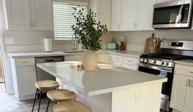 New Build Private 4 bedroom 2 Bath