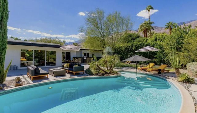 NEW! Luxury Palm Springs Mid-Century Modern Home w/Large Resort-Style Yard ·