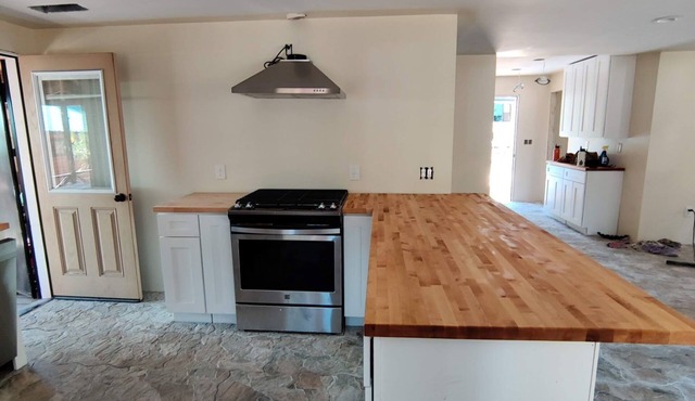 Newly Remodeled 5-bedroom cabin in Shaver Lake