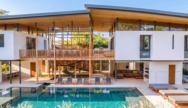Nimbu Vida: Vast & Lavish Play, Playa, Pool Luxury