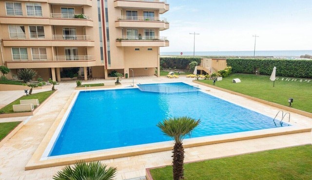 Oceanview First Line with 2 Pools 3