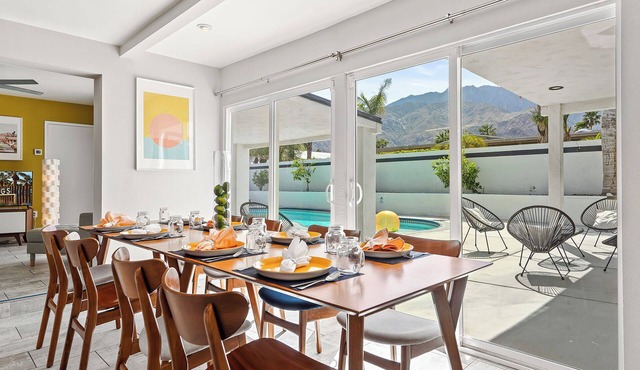 'Orange Dream' Palm Springs Poolside Paradise!