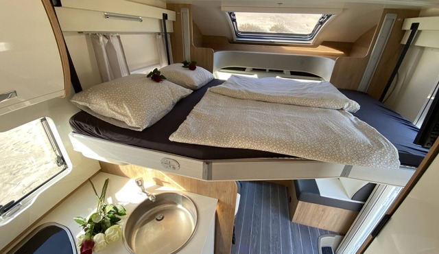 Our semi-integrated 265 TL in Aveiro