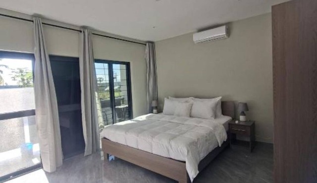Pacific Sunrise Apartments #3