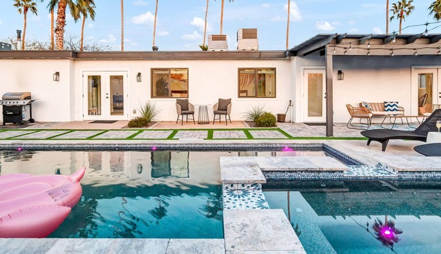 Palm Oasis by LuxeKey | Pool & Spa in Scottsdale w/Camelback Mountain View