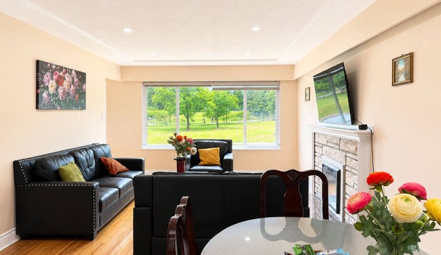 Park View 3BR Home.Covered SunDeck. Near Metrotown