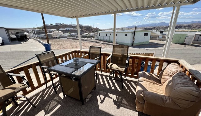 Parker Strip House, close to the River