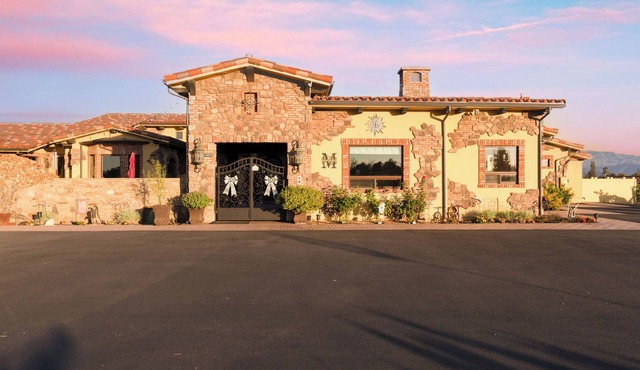 Patio, Soaking Tub & Trails | The Casita on 12.5-Acre Temecula Vineyard Estate