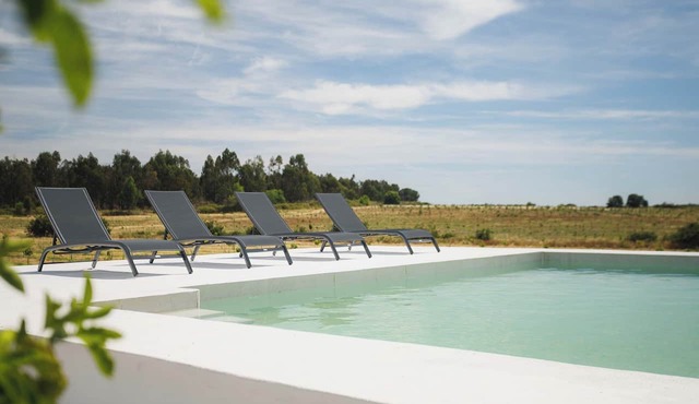 Pistachio Blue Villa, A Nature Retreat in Idanha-a-Nova