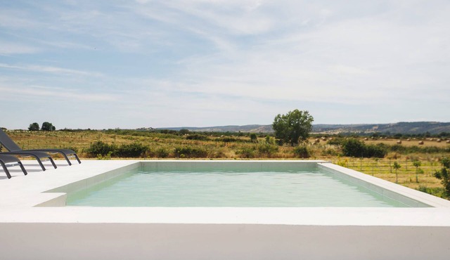 Pistachio Grey Villa, A Nature Retreat in Idanha-a-Nova