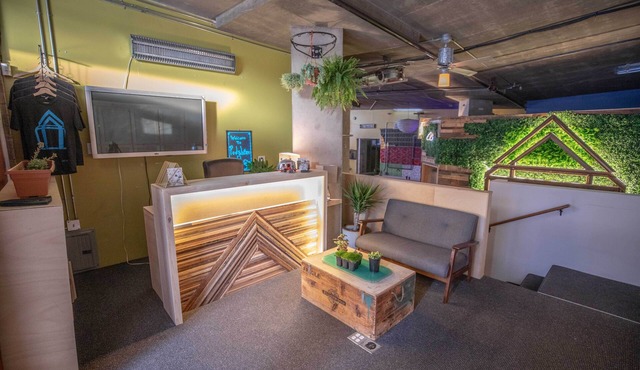 PodShare San Diego - Hostel
