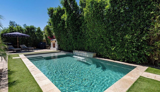 Poolside Oasis in Surprise AZ 4BR Sleeps 12 Family-Friendly