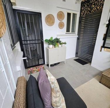 Prime location: Just steps away from Oxford Street