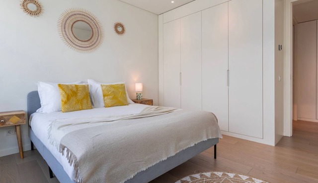 Prime Riverside 1BDR Apartment by LovelyStay