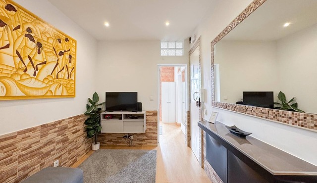 Quiet and Cozy, Easy Access to Lisbon Highlights