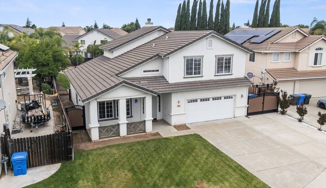 Quiet Manteca 4BR Home | Pool, Hot Tub & Fire Pit