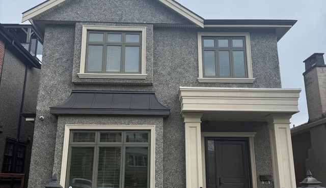 Quiet Two Bedroom Private Suite with Self Check In and Laundry