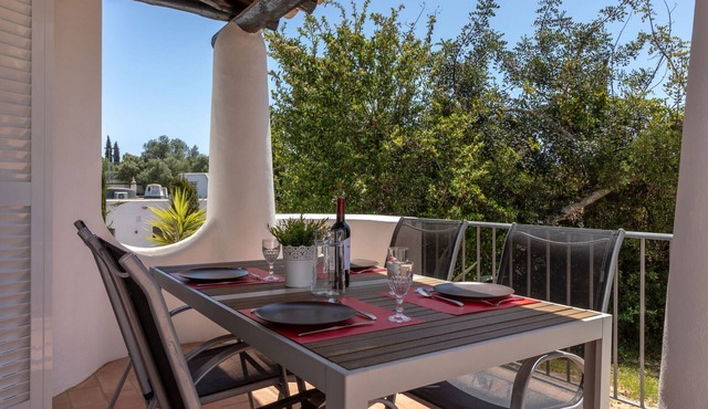 Quinta do Paraiso - Resort with swimming pools, a short walk from to beach, town & amenities
