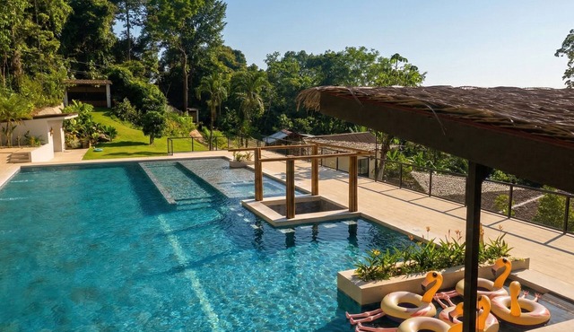 Rainforest Ecolodge with Pool & Ocean Views near Ballena National Park