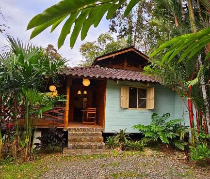 Rameen- Private Garden House near Cocles Beach