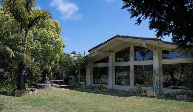 Rancho Santa Fe Luxury 1 ac Retreat, Hot Tub, Trails, Pets