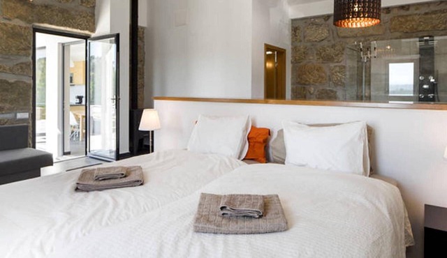 Renovated country house for 7 people in Tondela