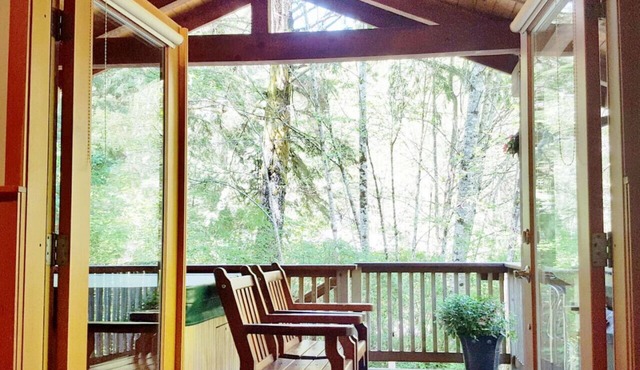 Retreat Cabin with Private Hot Tub