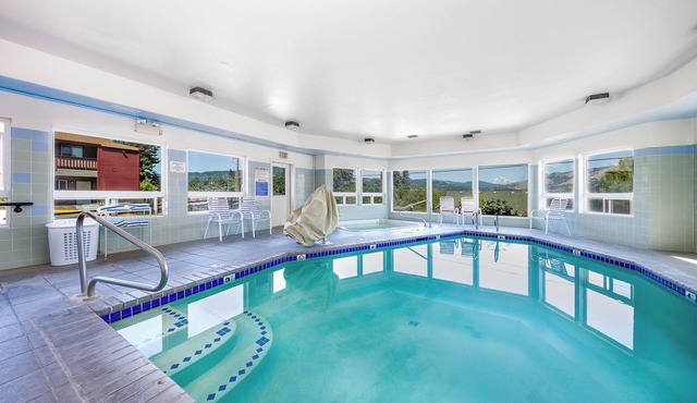 Riverview Lodge