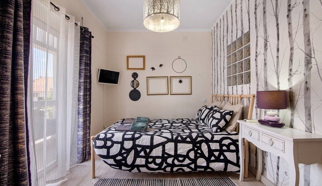 Room 'Quarto Duplo Com Varanda' with Balcony, Wi-Fi and Air Conditioning