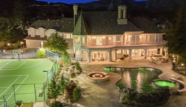 Royal Estate Near LA - Castle-Style 5BR with Pool & Hot Tub