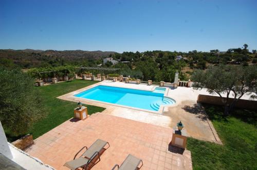 Rustic Villa Tavira with Mountain Views and Pool