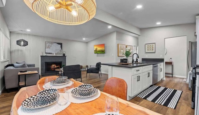 San Diego Getaway ★ 2-in-1 House & Private Studio