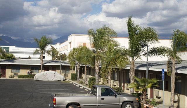 Sands Motel